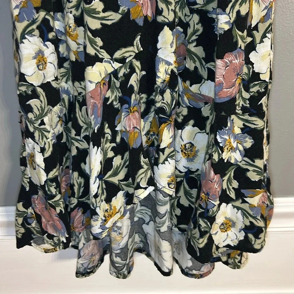 Xhilaration Floral Sleeveless Dress with Lace Up Back, Sz XS, Ruffle, Black - Picture 4 of 9